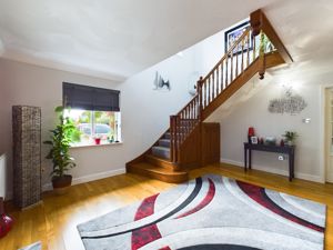 Entrance Hallway- click for photo gallery